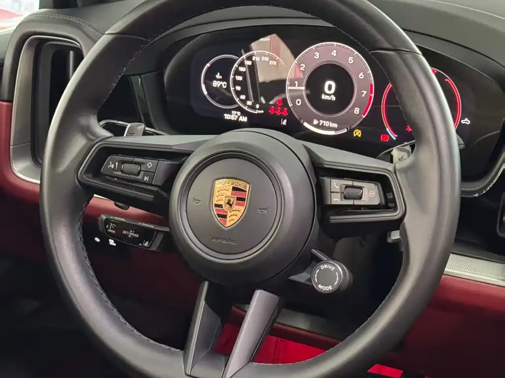Porsche Cayenne — миниатюра 5
