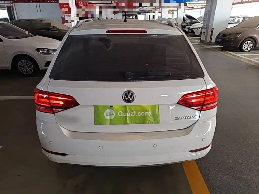 Volkswagen Santana — миниатюра 6