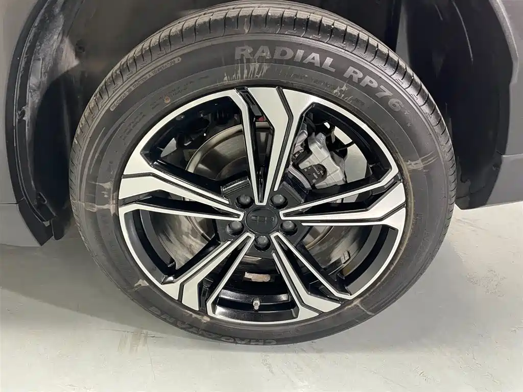 GEELY GALAXY GALAXY L7