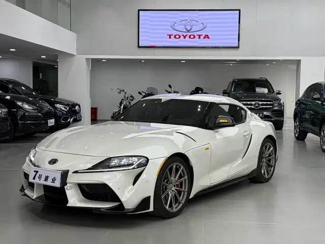 TOYOTA SUPRA