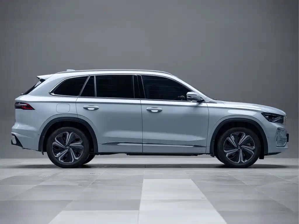 Geely Xingyue L EREV — миниатюра 8