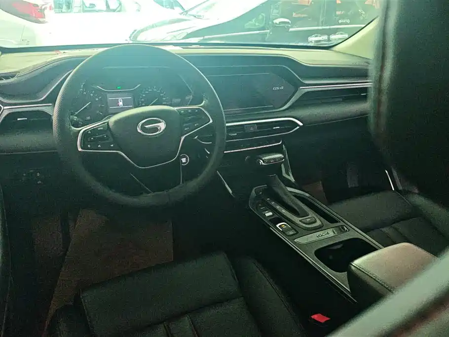 GAC TRUMPCHI GS4