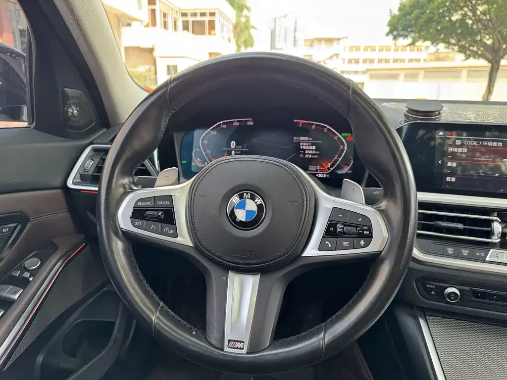BMW 3 Series — миниатюра 10