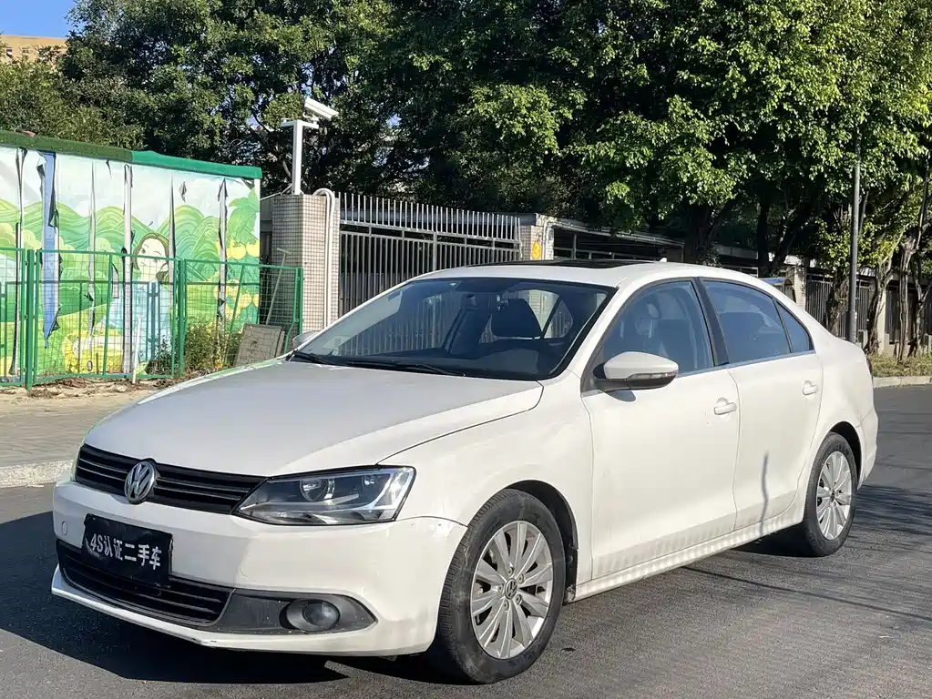 Купить Volkswagen Sagitar