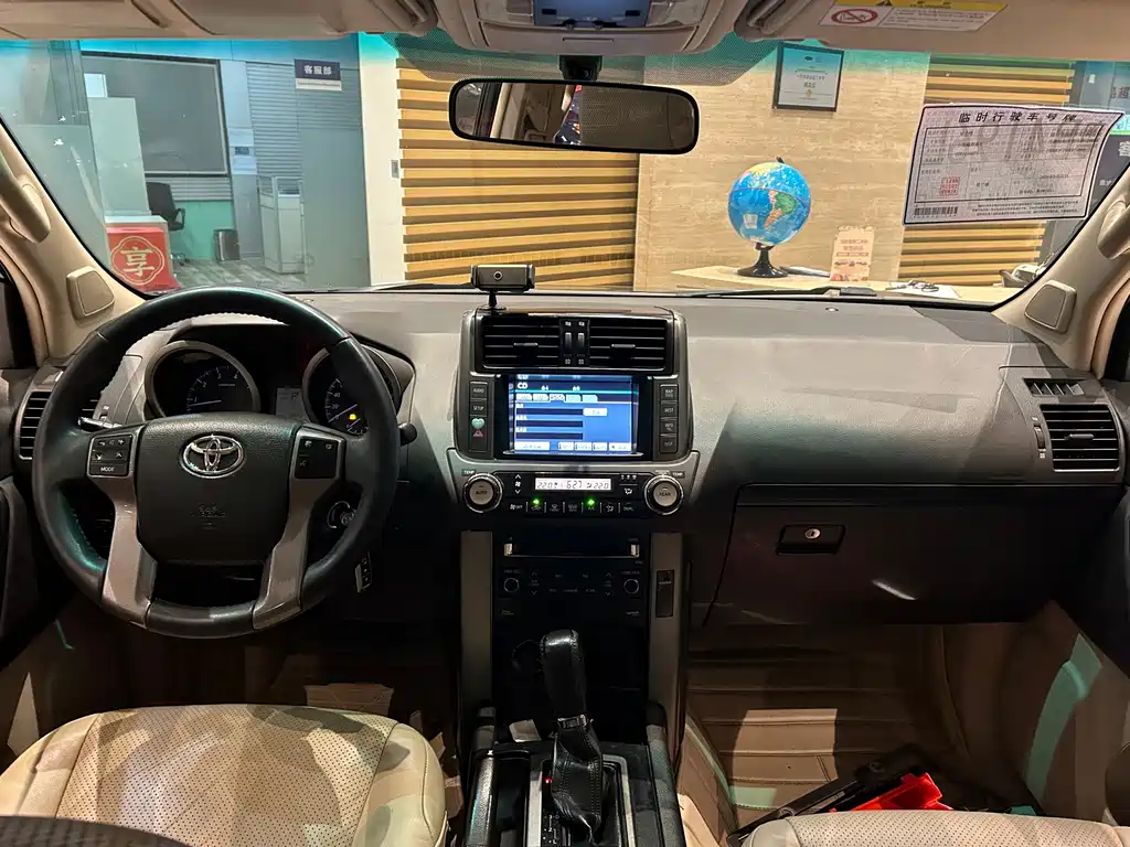 Toyota Prado (Import) — миниатюра 13