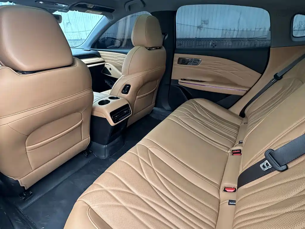 GEELY GALAXY GALAXY SPARKLE 8