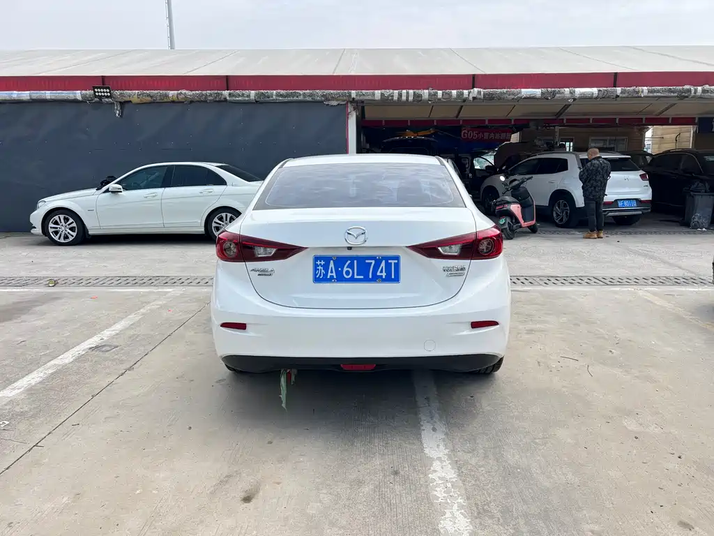MAZDA 3 ANGKESAILA