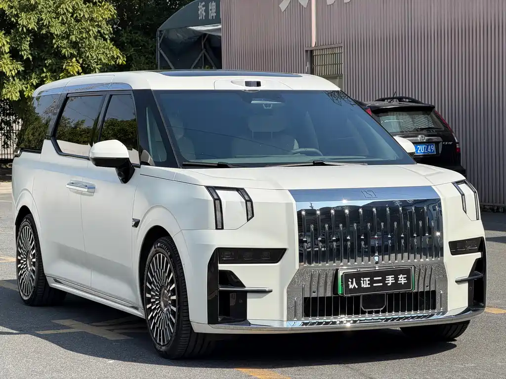 ZEEKR EXTREME KRYPTON 009