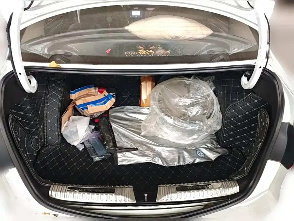 Jetta VA3 — миниатюра 24