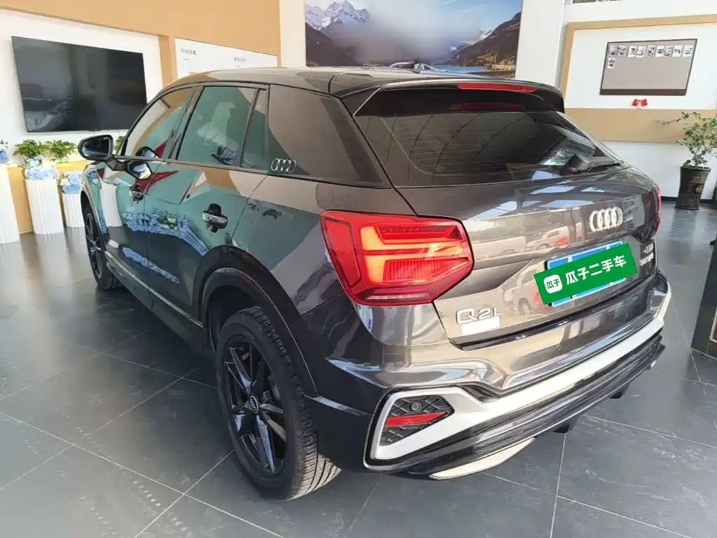 Audi Q2L — миниатюра 5