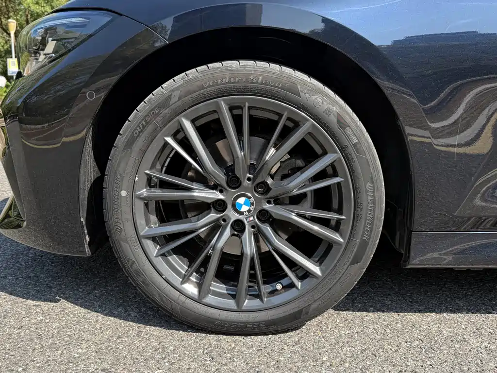 BMW 3 Series — миниатюра 15