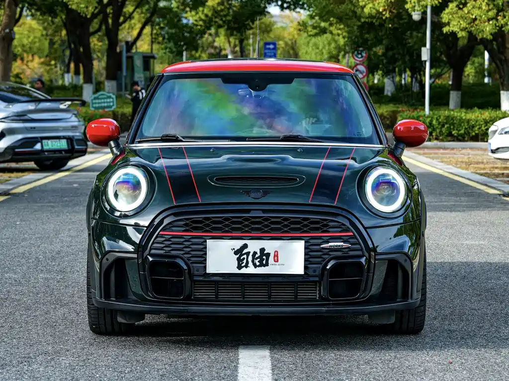 MINI JCW