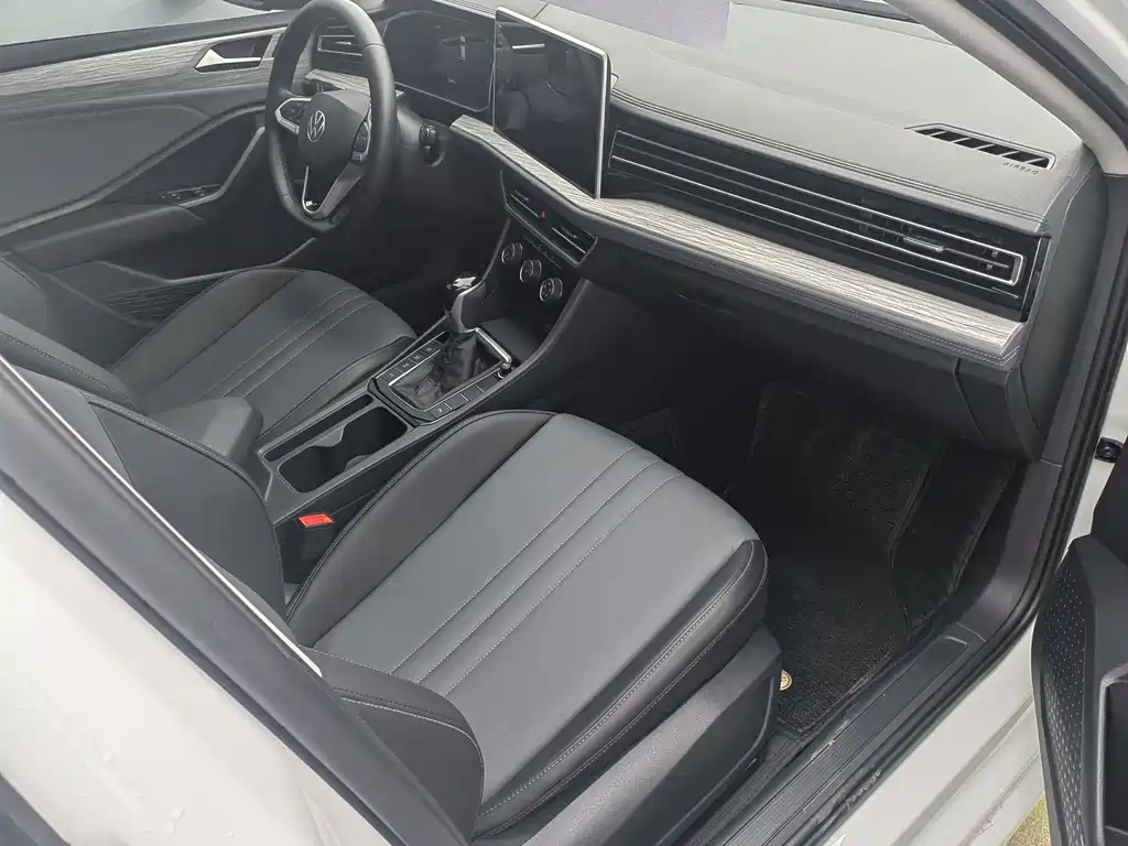 Volkswagen Sagitar — миниатюра 4