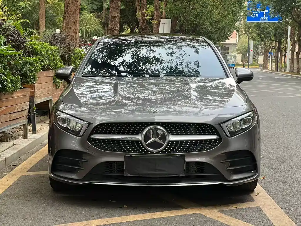 MERCEDES-BENZ A CLASS