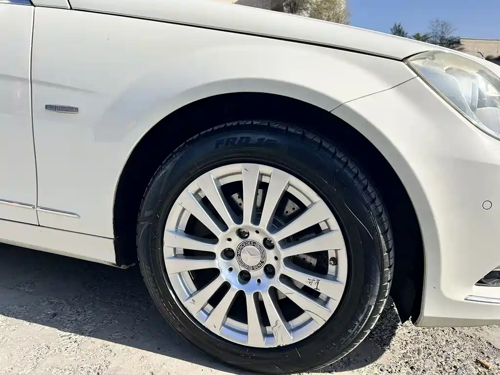 Mercedes-Benz C-Class — миниатюра 18