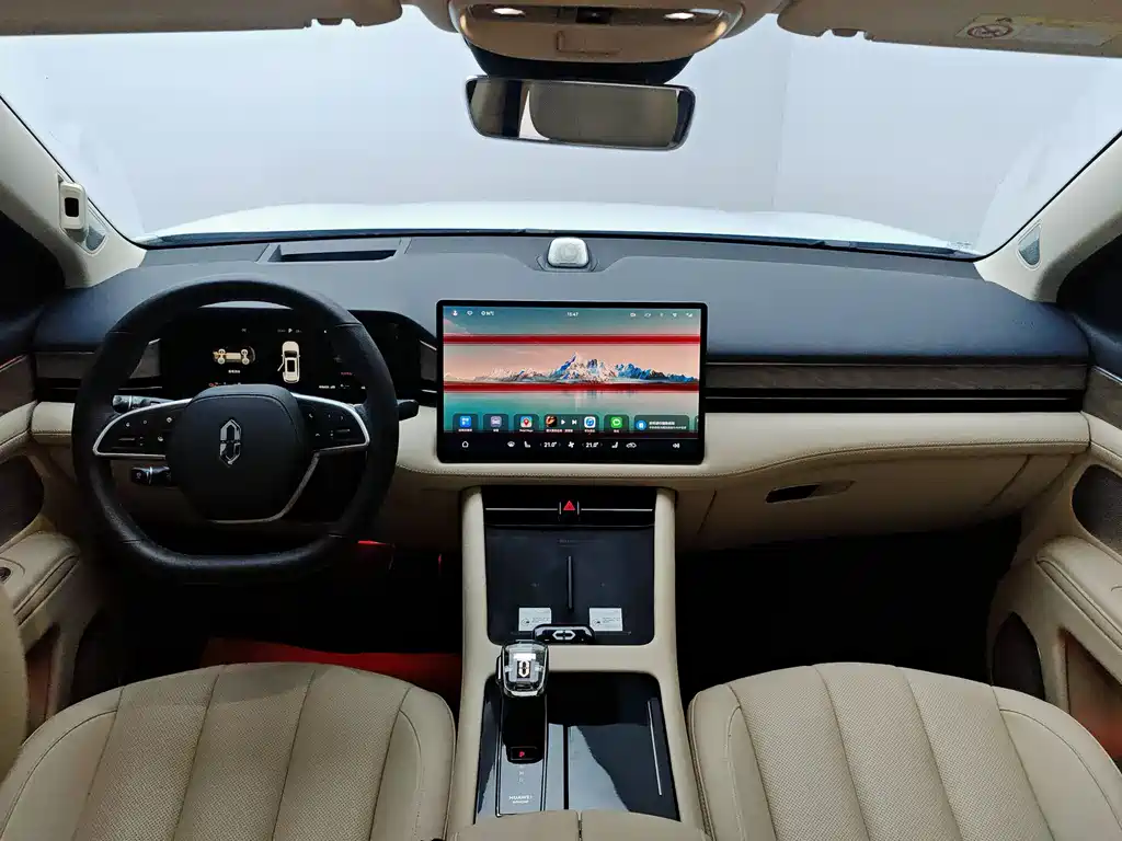 AITO ASK THE WORLD M7