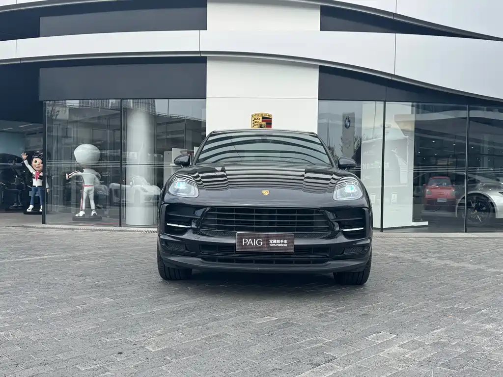 Porsche Macan — миниатюра 2