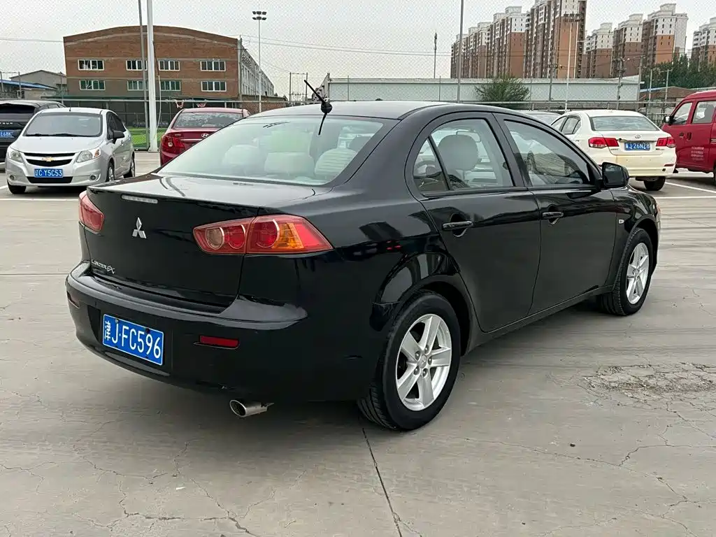 Mitsubishi Lancer EX — миниатюра 5