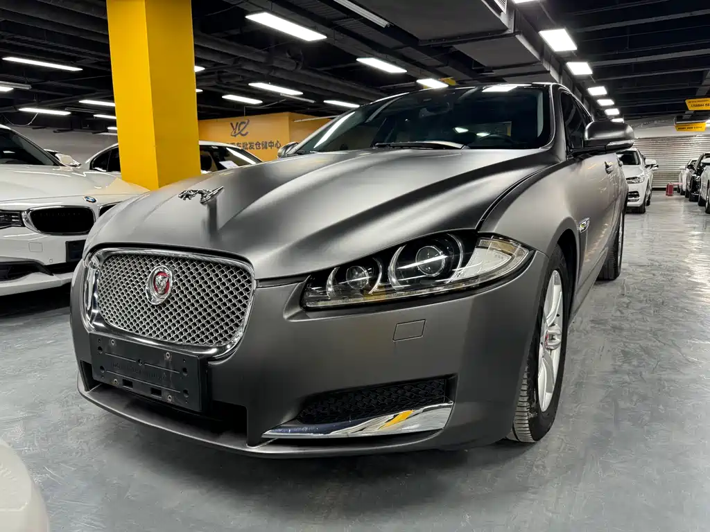 Jaguar XF 2014