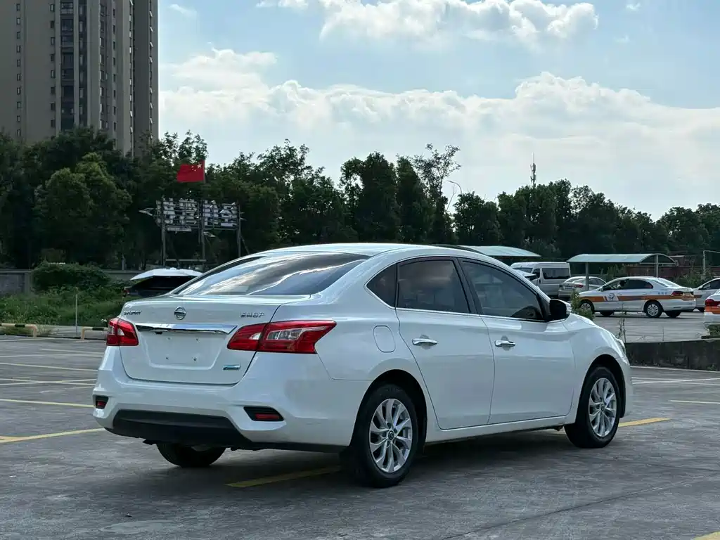 Nissan Sylphy — миниатюра 4