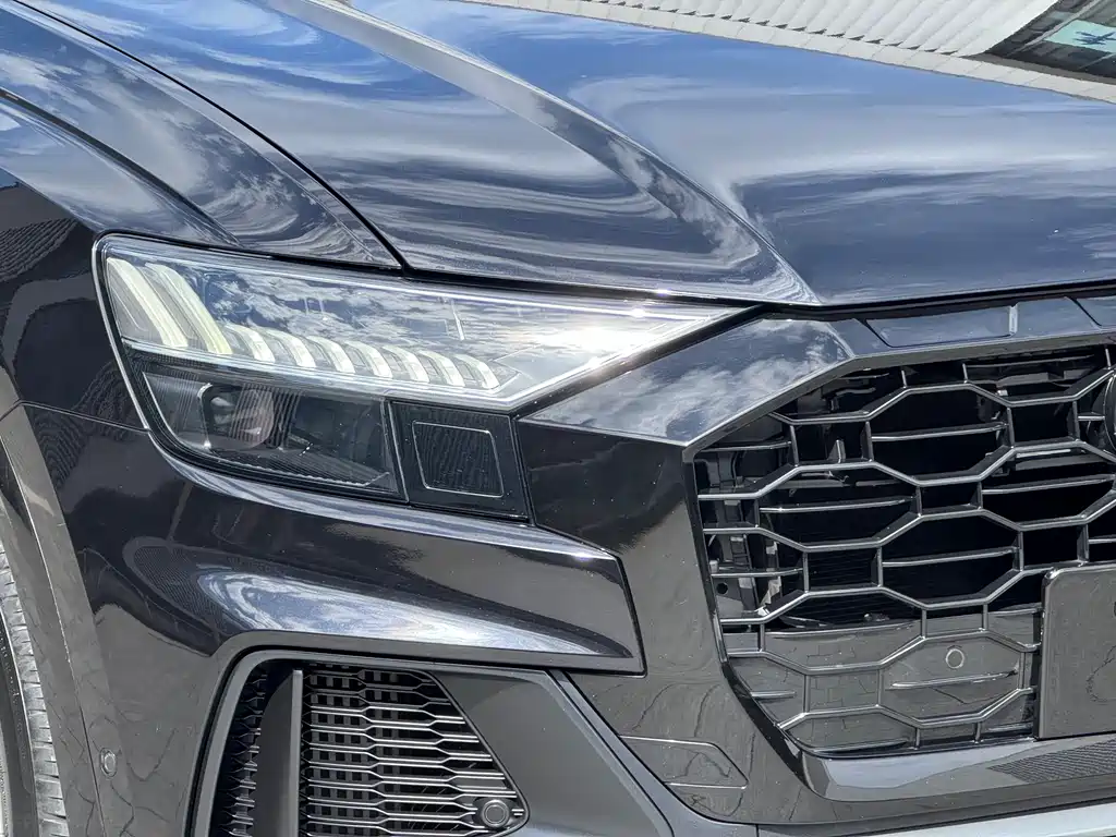Audi Q8 2021 55 TFSI