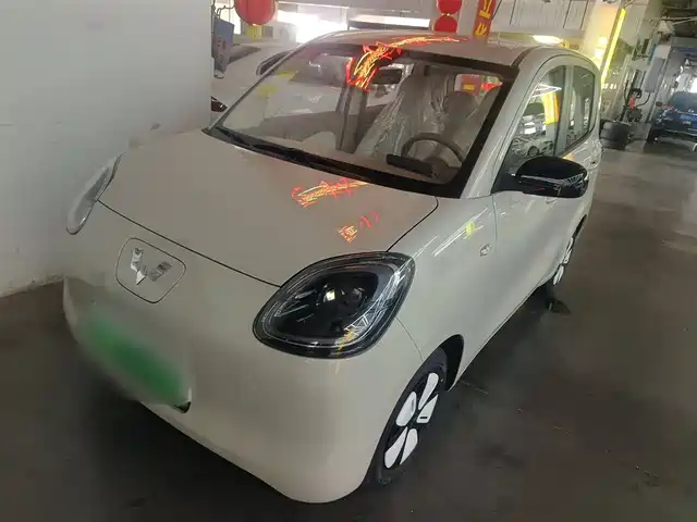 WULING AUTOMOBILE HONGGUANG MINIEV 2025