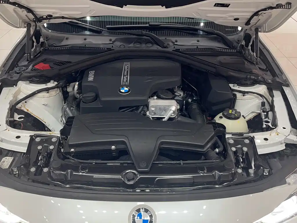 BMW 3 Series — миниатюра 12