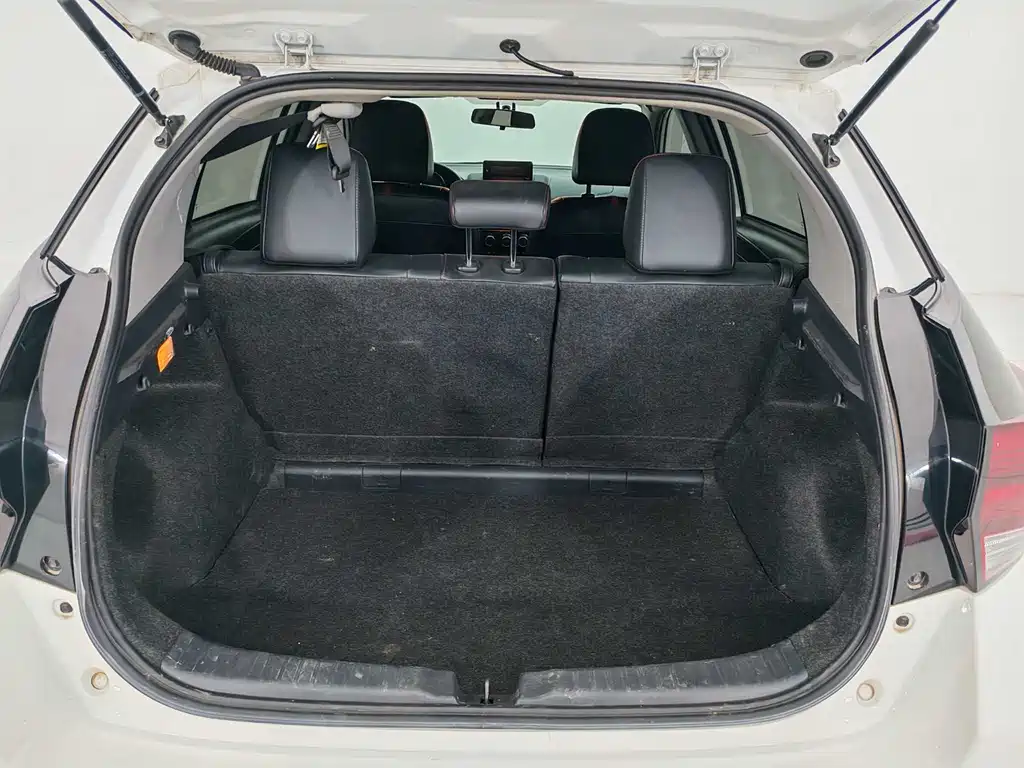 TOYOTA YARIS L ZHIXUAN