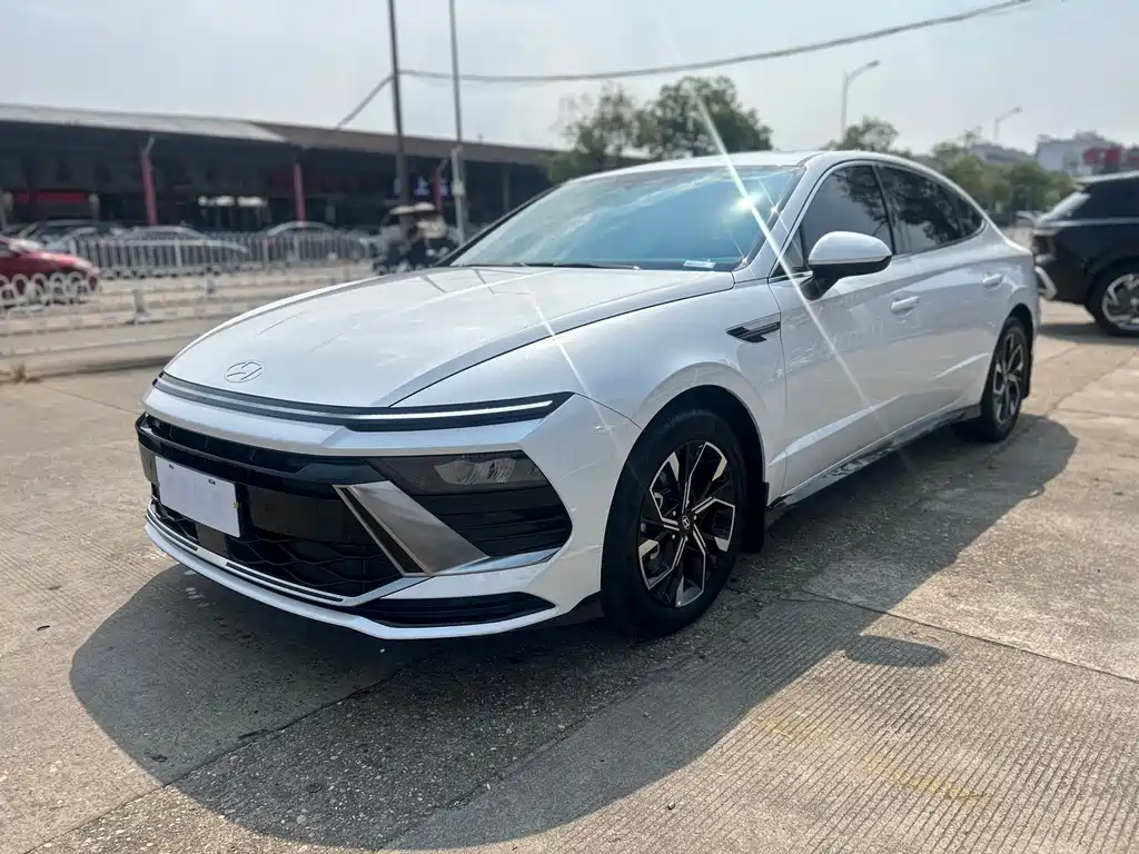 Hyundai Sonata — миниатюра 2