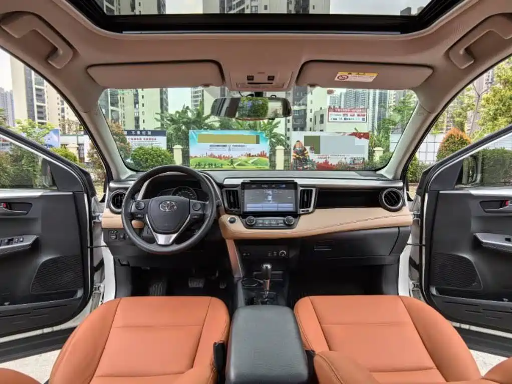 Toyota RAV4 2016 2.0L CVT V