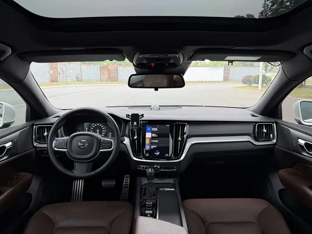 Volvo S60 2021 T4 Luxury