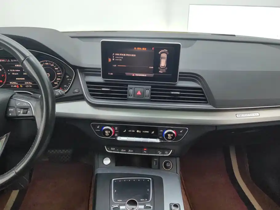 Audi Q5L — миниатюра 13