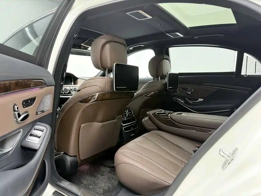 Mercedes-Benz S-Class — миниатюра 8