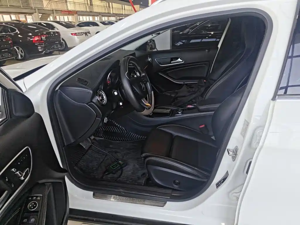 Mercedes-Benz GLA — миниатюра 15