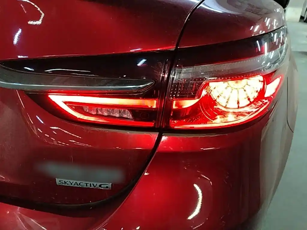 Mazda Atenza — миниатюра 8