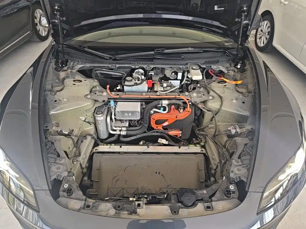 Tesla Model 3 — миниатюра 20