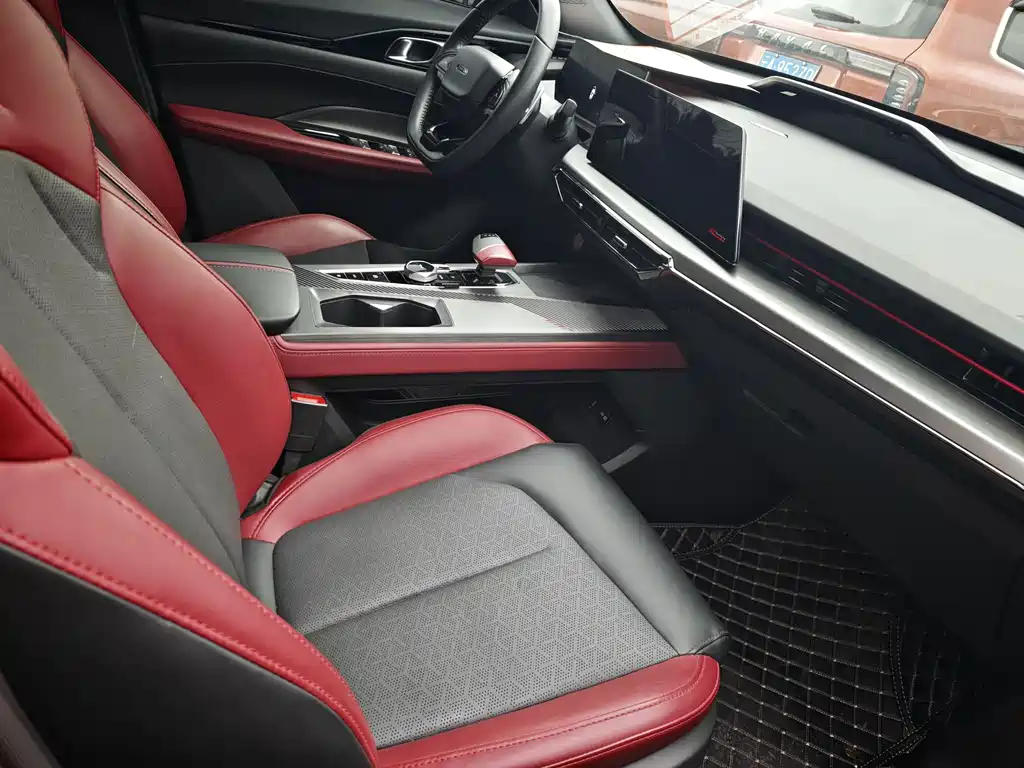 CHANGAN CHANGAN AUCHAN Z6