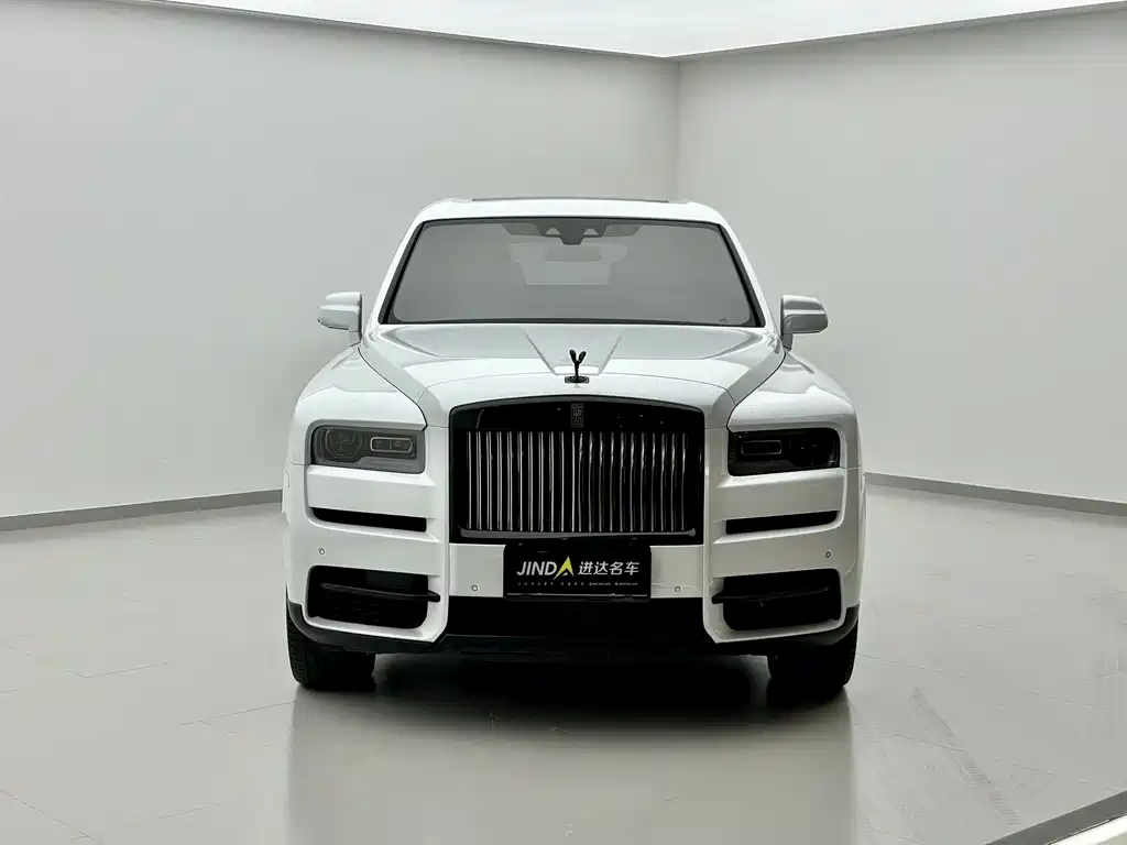 Rolls-Royce Cullinan 2018 мест
