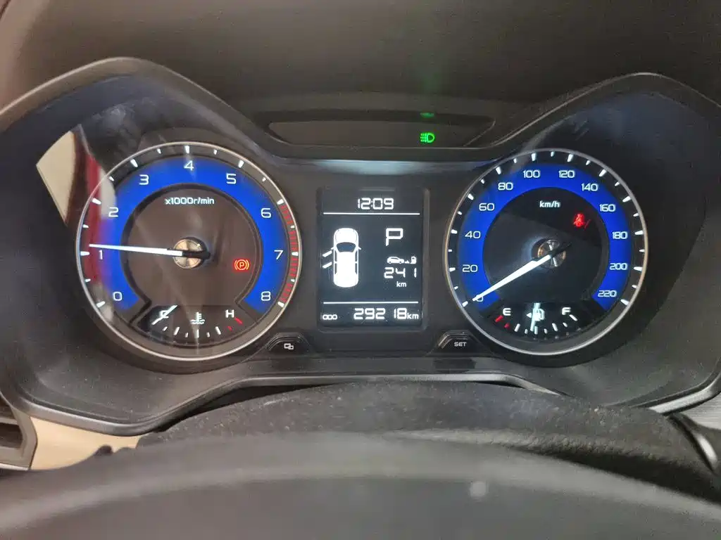 Geely Vision X3 — миниатюра 12