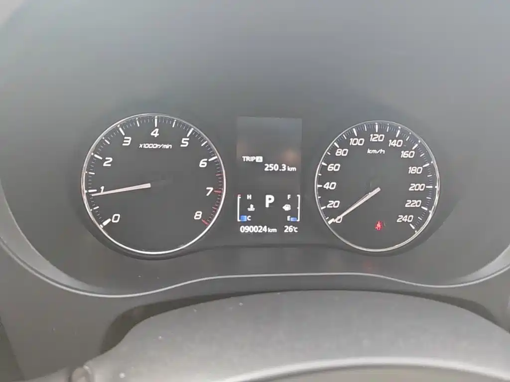 Mitsubishi Outlander — миниатюра 12