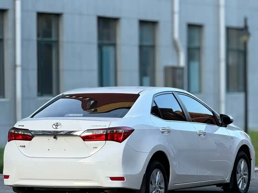 Toyota Corolla — миниатюра 7