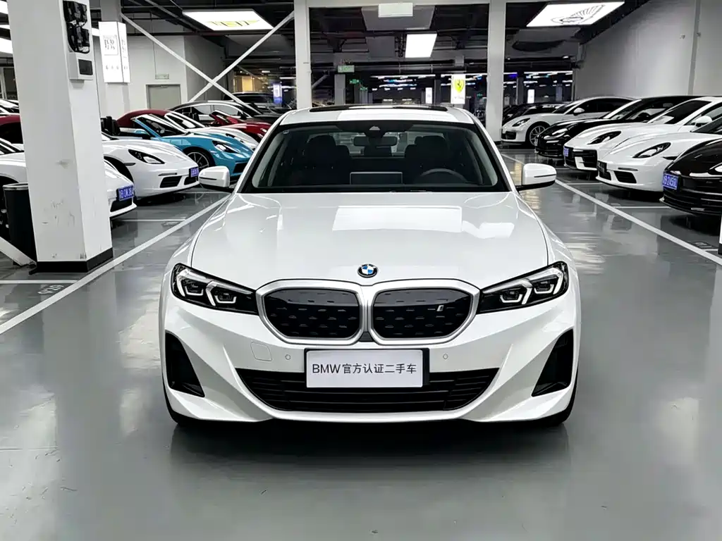 BMW i3 2022 eDrive 35 L