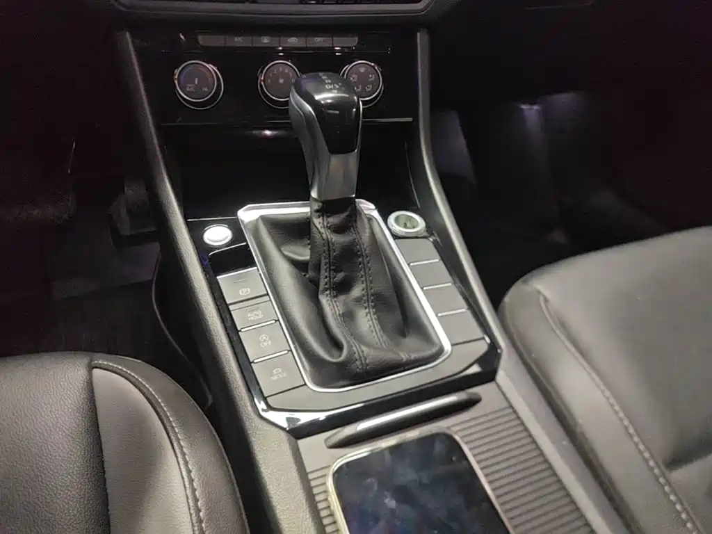 Volkswagen Sagitar — миниатюра 14