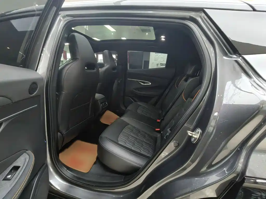 Changan UNI-T — миниатюра 21