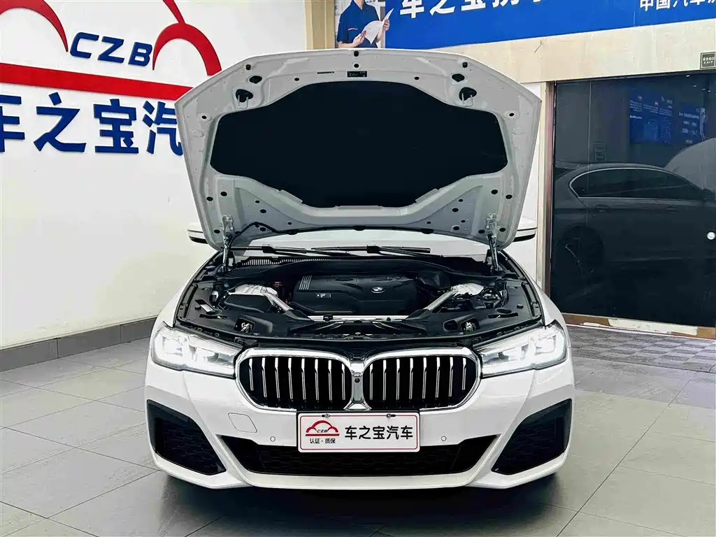 BMW 5 Series — миниатюра 26