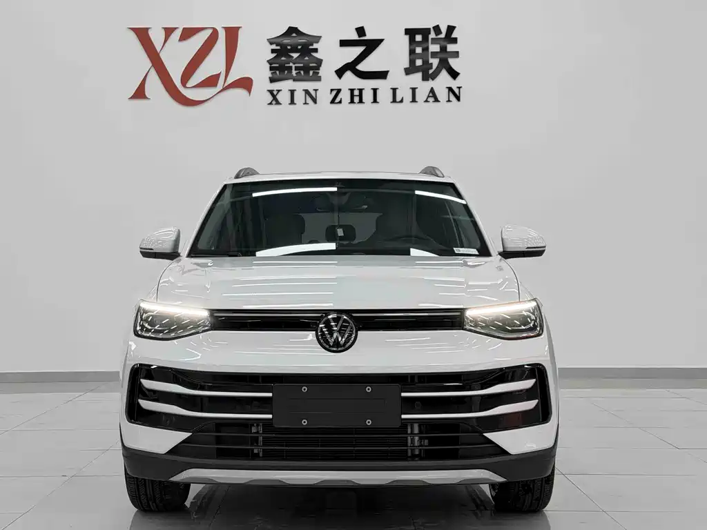 Volkswagen Tharu — миниатюра 3