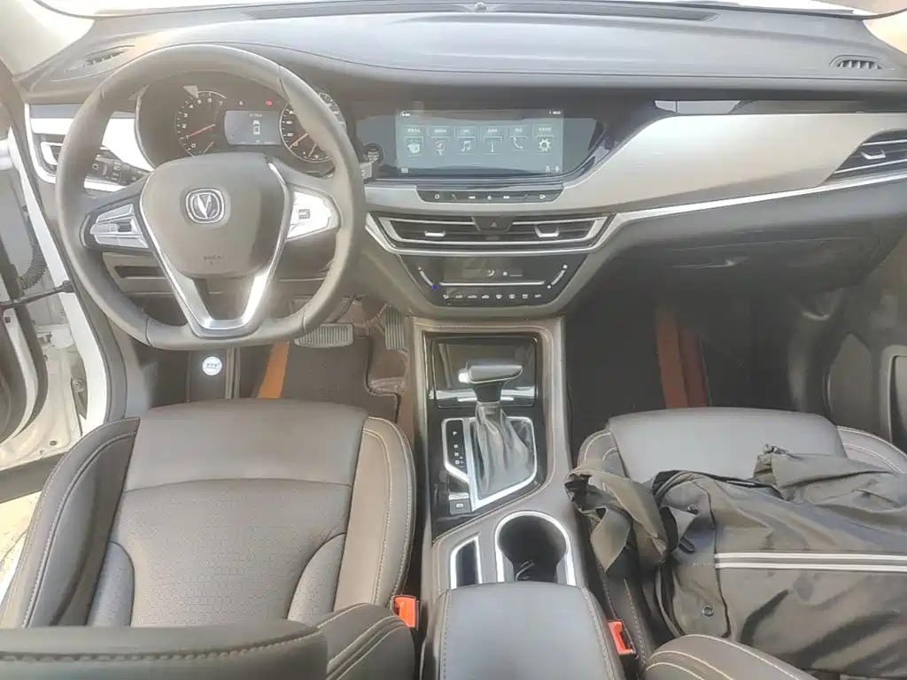 Changan CS35PLUS — миниатюра 10