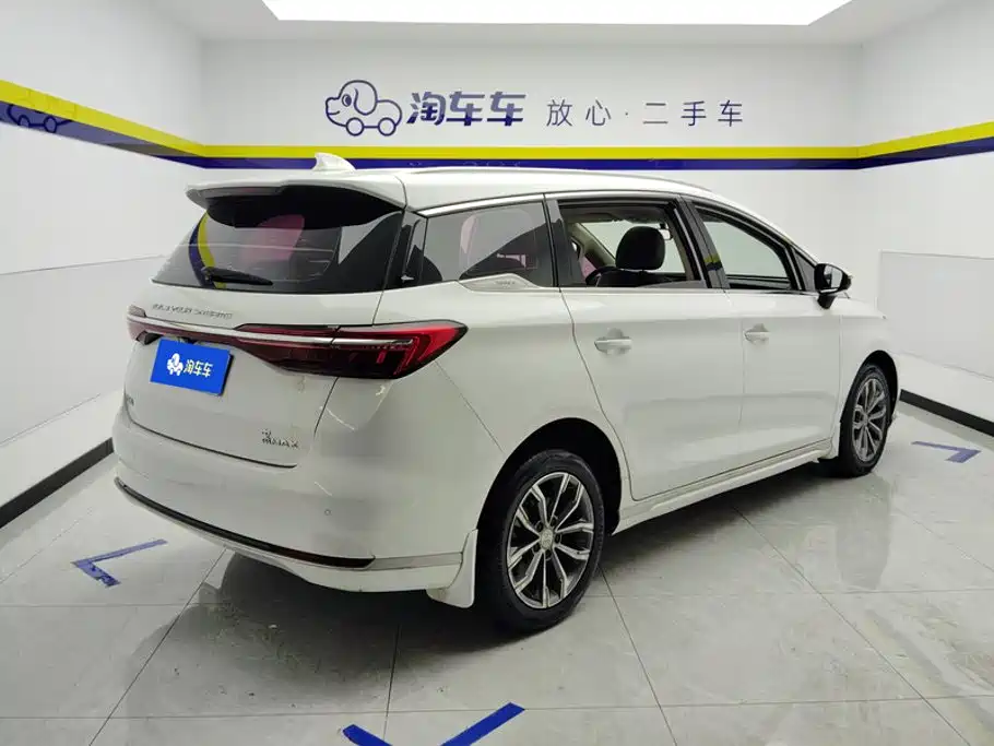 BYD MAX — миниатюра 3