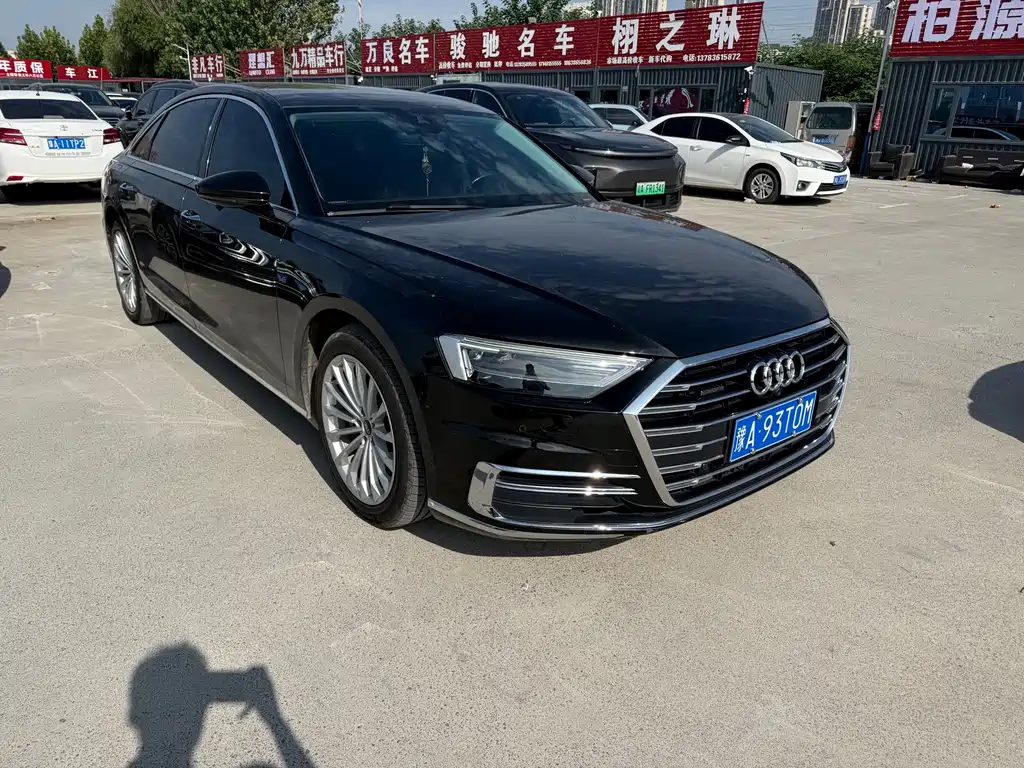 Audi A8 — миниатюра 3