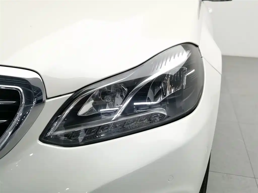Mercedes-Benz E-Class E 2015 E 260 L
